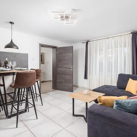 Mladenka Apartmán Kraljevica