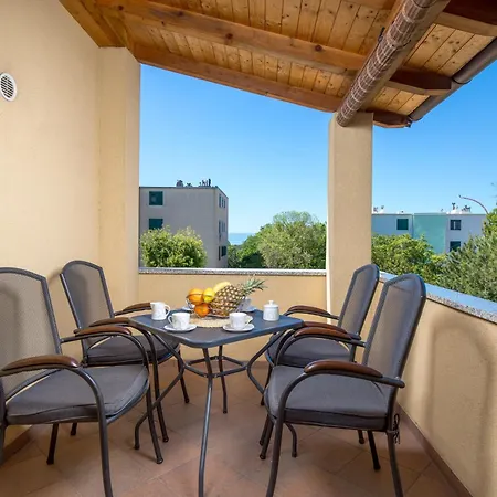 Mladenka Appartement *