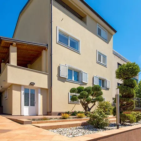 Mladenka Apartman