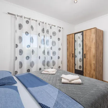 Mladenka Apartman Kraljevica