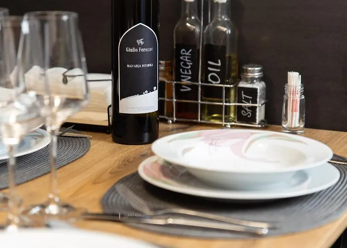 Apartment Mladenka Kraljevica