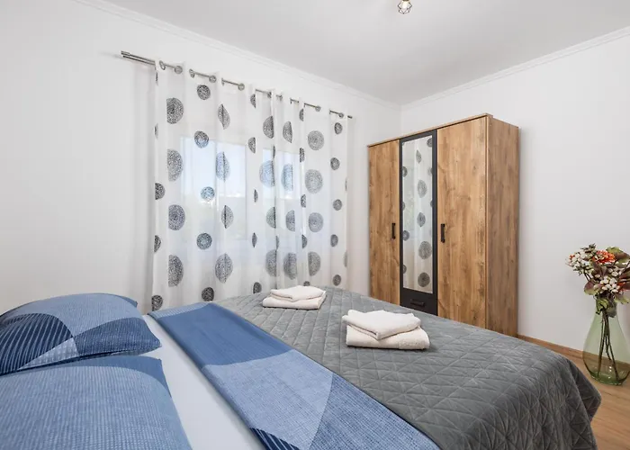 Mladenka Apartment Kraljevica